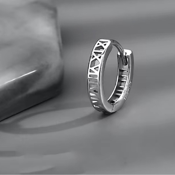 925 sterling  Silver Roman Numeral Hoop Earrings - Picture 2 of 4